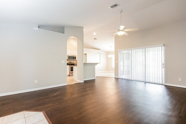 Foto del edificio - 3013 SW 4th Pl