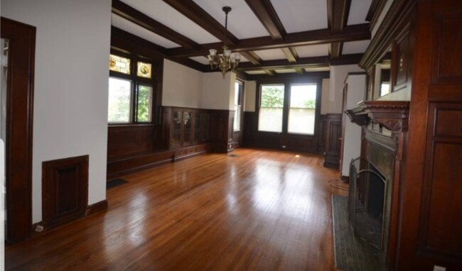 Foto del edificio - 238 Maple Street