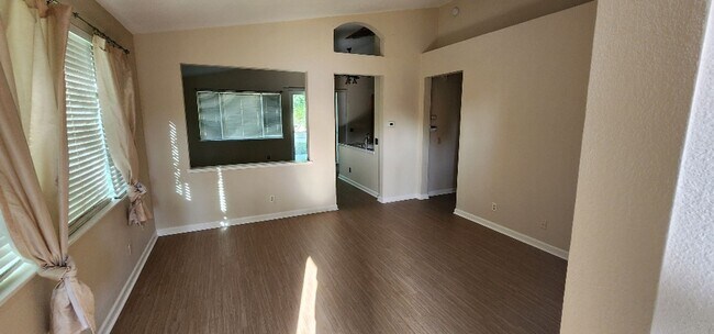 Foto del edificio - Beautiful Single-Story 4BR/2BA Home – Quiet Folsom Neighborhood