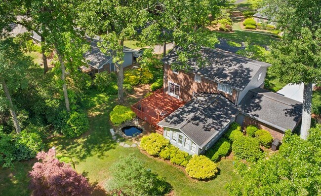 Building Photo - 4315 Bonaparte Dr