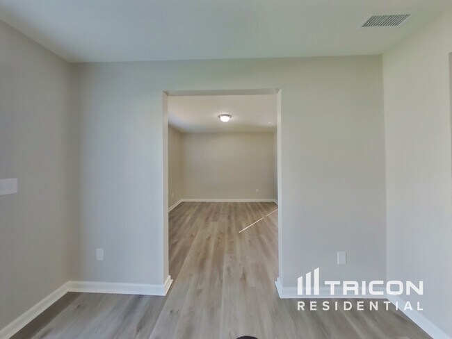 Foto del edificio - 8132 Grove Berry Way