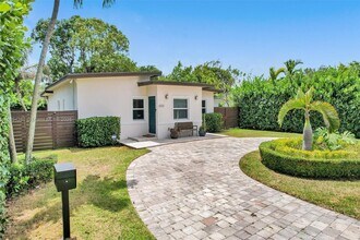 Building Photo - 6550 SW 52nd Terrace