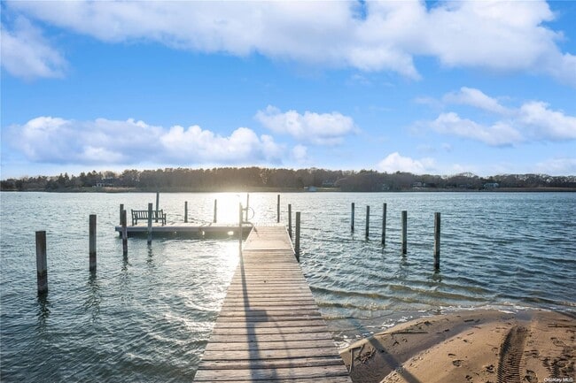 Foto del edificio - 145 Olivers Cove Ln