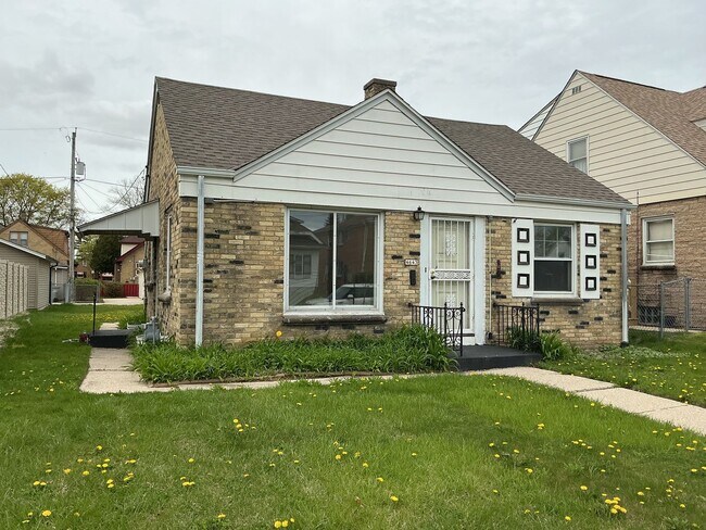 Foto del edificio - 2 Bedroom Single Family Home