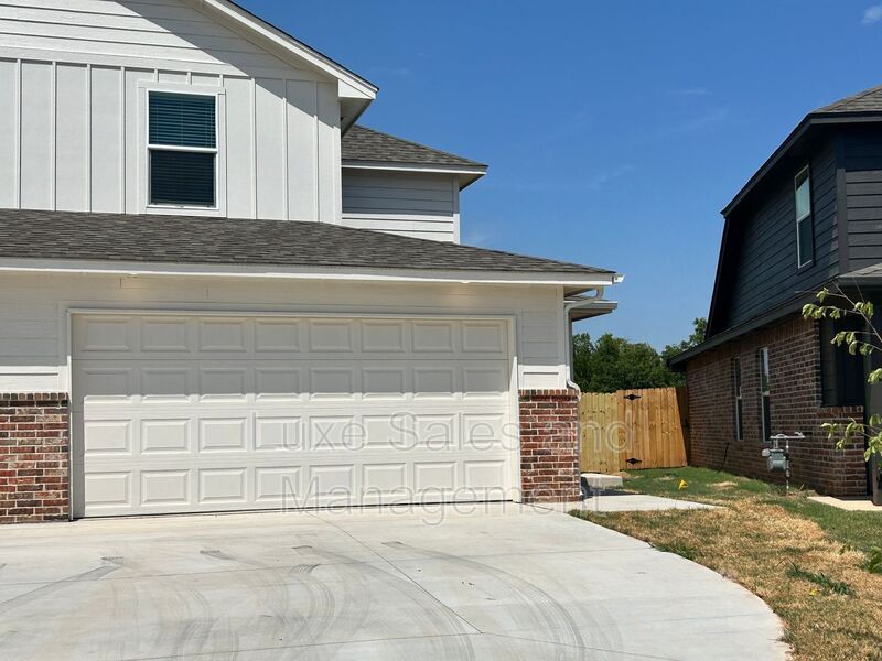 Photo - 10805 NW 119th Place