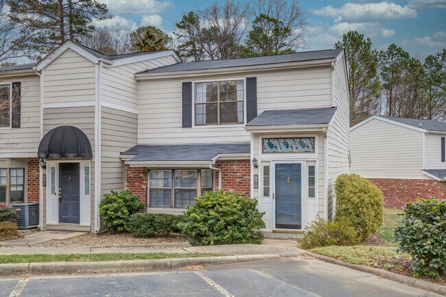 Building Photo - 7767 Falcon Rest Cir