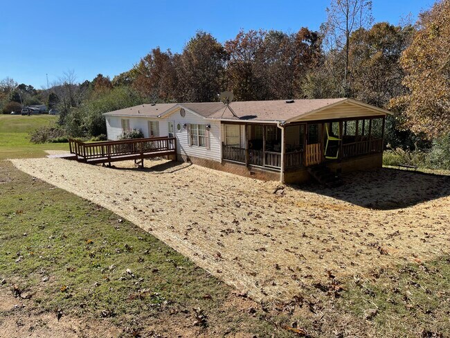 Building Photo - 350 Co Rd 109