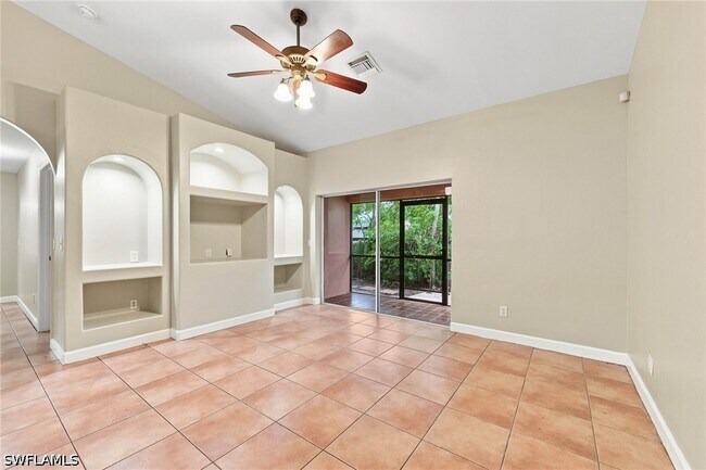 Foto del edificio - 4438 Pine Lake Rd