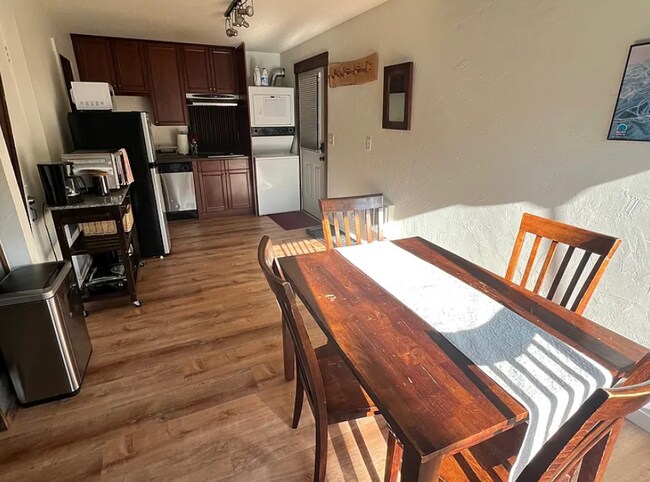 Foto del edificio - 21 Sitting Bull Rd