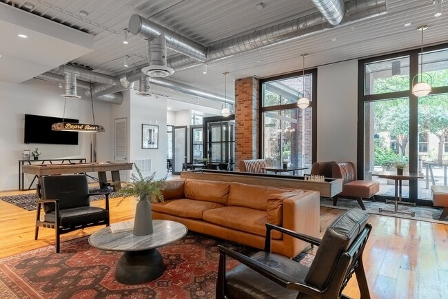 Building Photo - The Can Plant Residences at Pearl