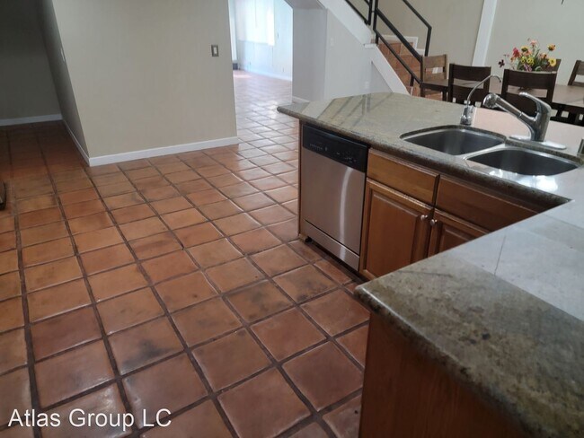 Foto del edificio - 3 br, 2.5 bath House - 908 Vegas Valley Dr.