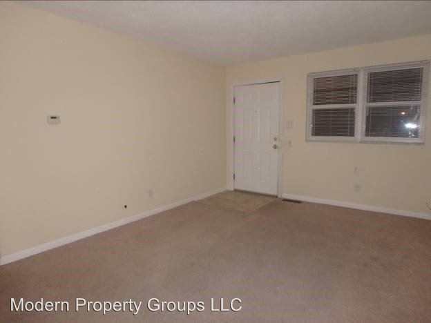 Building Photo - 7001 N Moberly Dr