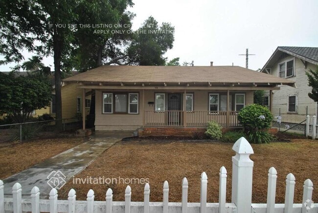 Building Photo - 754 Laurel Ave