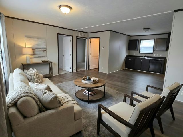 Foto del edificio - 440 Warbler Ln