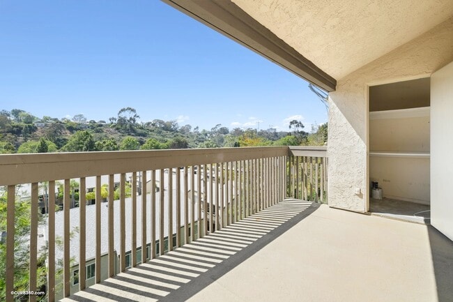 Foto del edificio - 8636 Via Mallorca