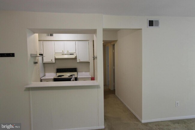 Foto del edificio - 8509 Barrington Ct