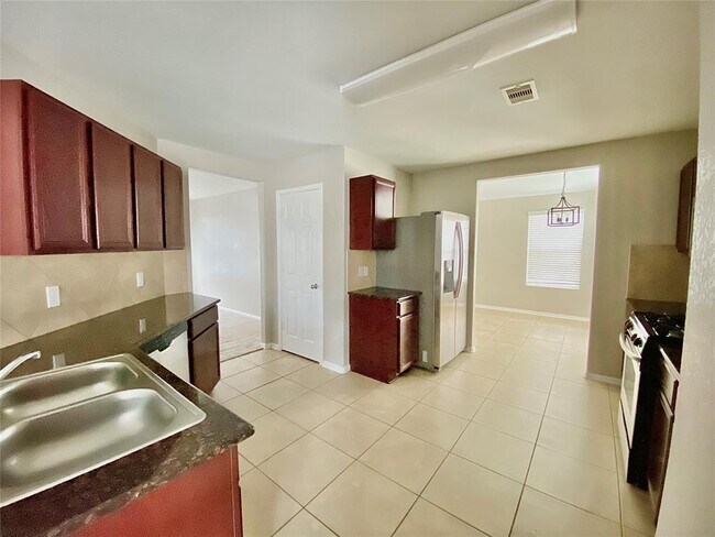 Building Photo - 5119 Ivy Fair Way