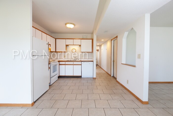 Building Photo - 1442 Glenridge Dr