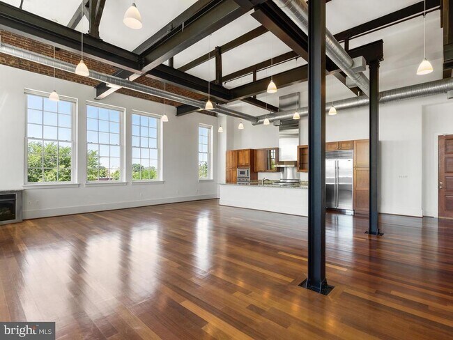 Foto del edificio - 1315 Independence Ave SE