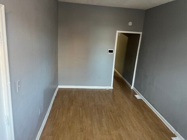 Foto del edificio - 257X McCulloh St