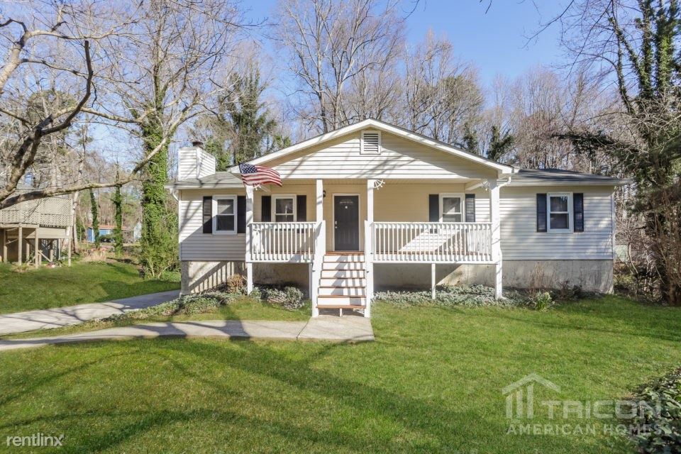 Primary Photo - 227 Fay Dr