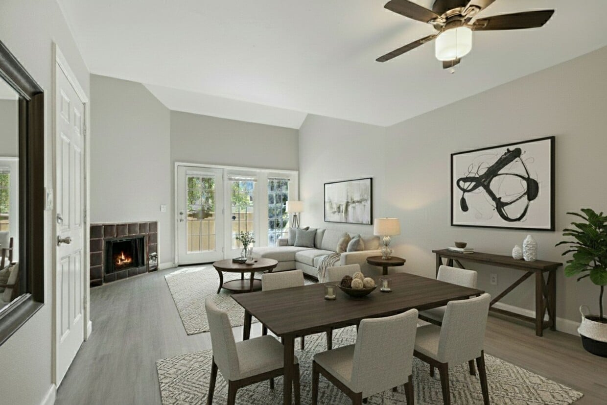 Primary Photo - DOWNTOWN MESA APARTMENT!