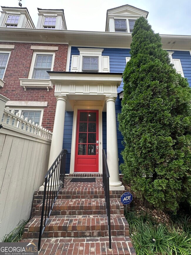 Building Photo - 6166 W Ln Dr SE