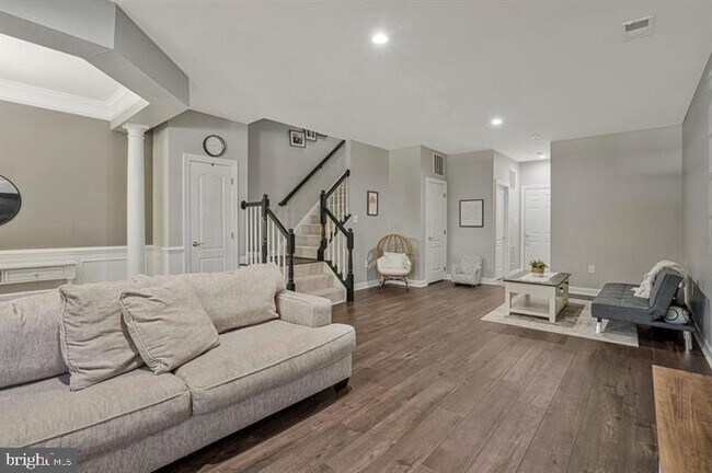 Building Photo - 10613 Bristow Station Dr