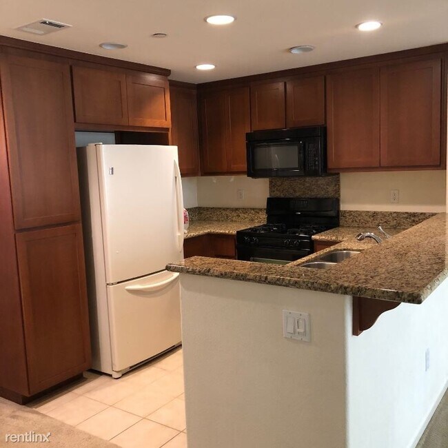 Foto del edificio - 2 br, 2 bath Condo - 2012 Northshore Dr.