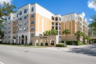 Building Photo - 206 E South St