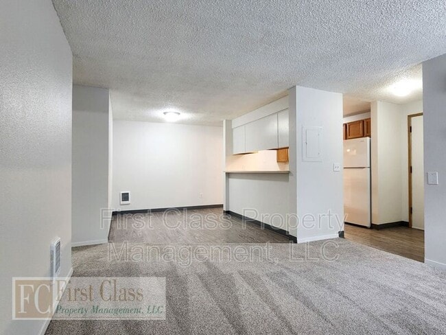 Building Photo - 4838 SW Murray Blvd