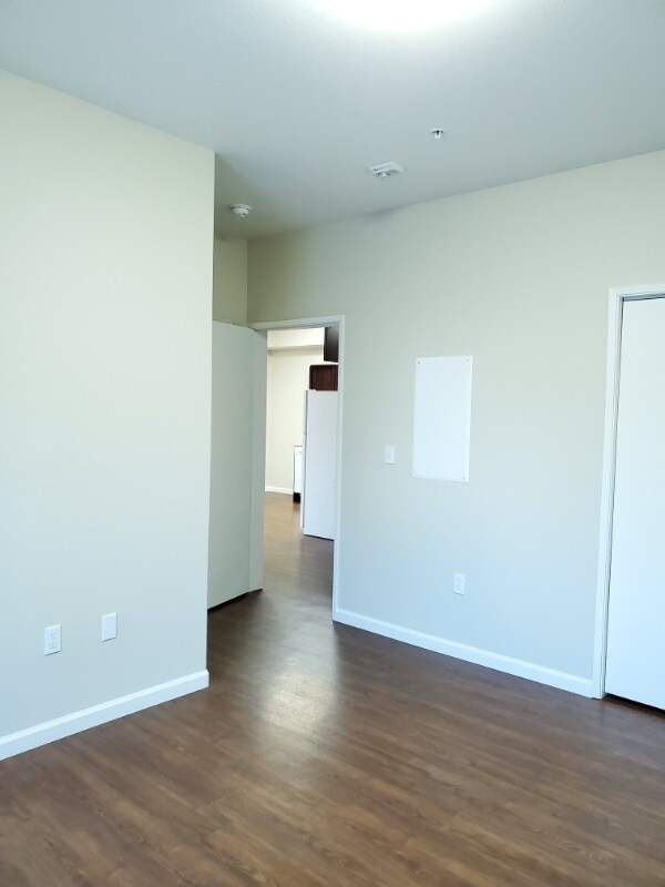 Foto del edificio - 2203 E 8th St