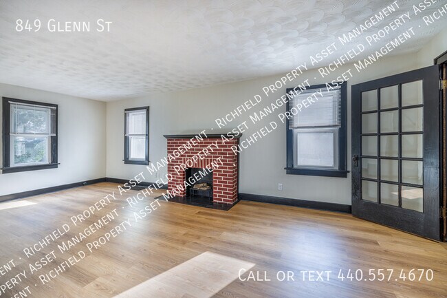 Building Photo - 849 Glenn St