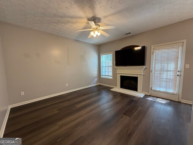 Building Photo - 6671 Evans Trce