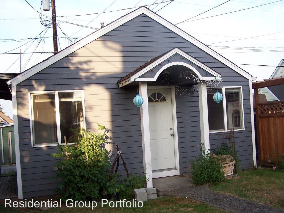 Primary Photo - 2223 Wetmore Ave