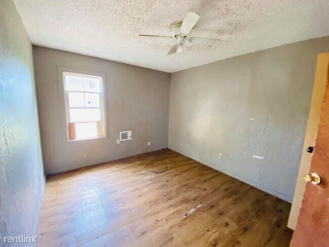 Building Photo - 4 br, 2 bath House - 512 NW 90th St