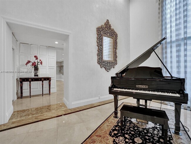 Foto del edificio - 3530 Mystic Pointe Dr