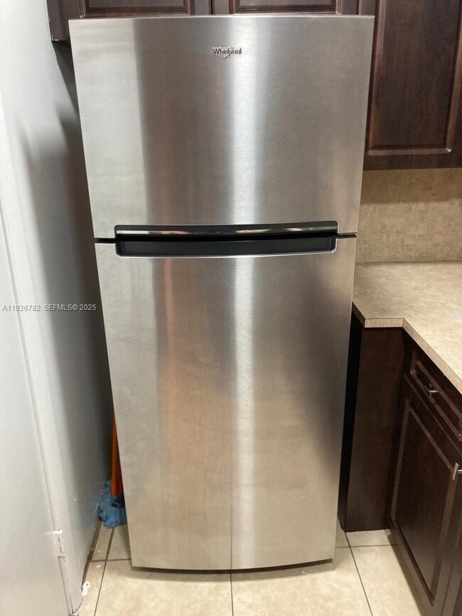 Foto del edificio - 5050 NW 7th St