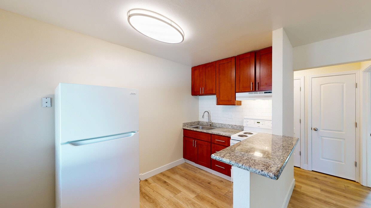 Foto principal - 15495 Marty Dr