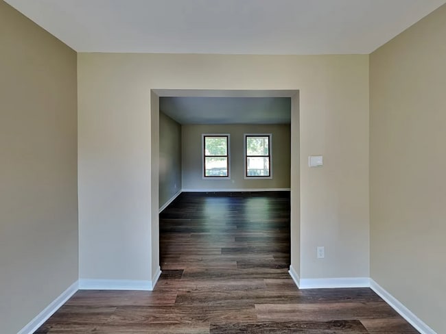 Foto del edificio - 873 Foran Ln