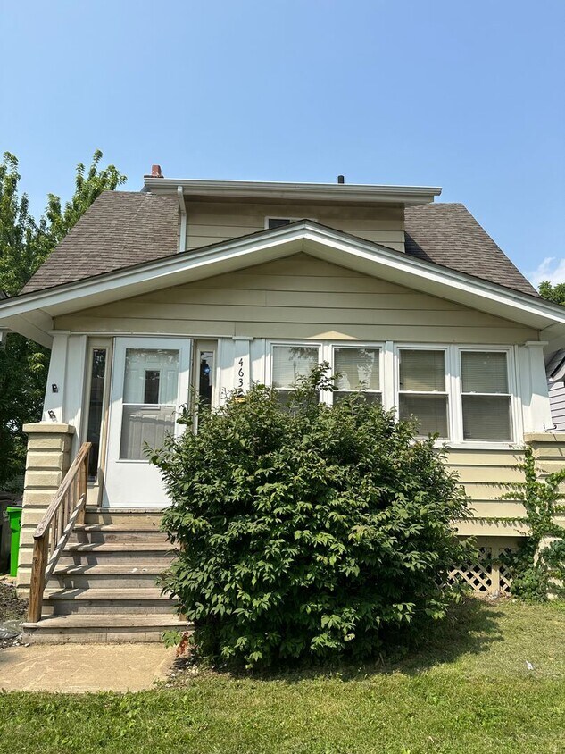 Primary Photo - CLE Single Family Home For Rent