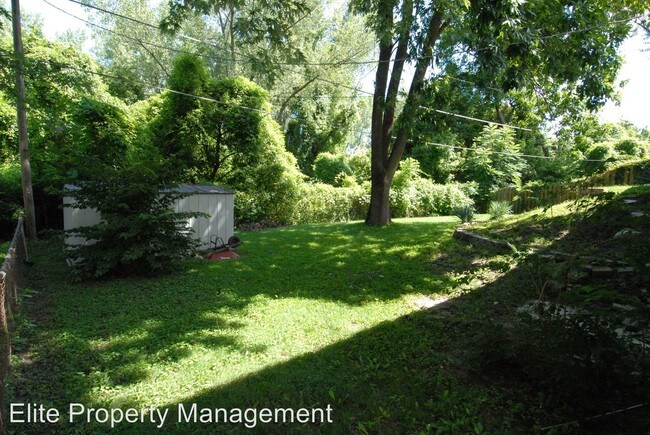Building Photo - 3635 Saint Alban Dr