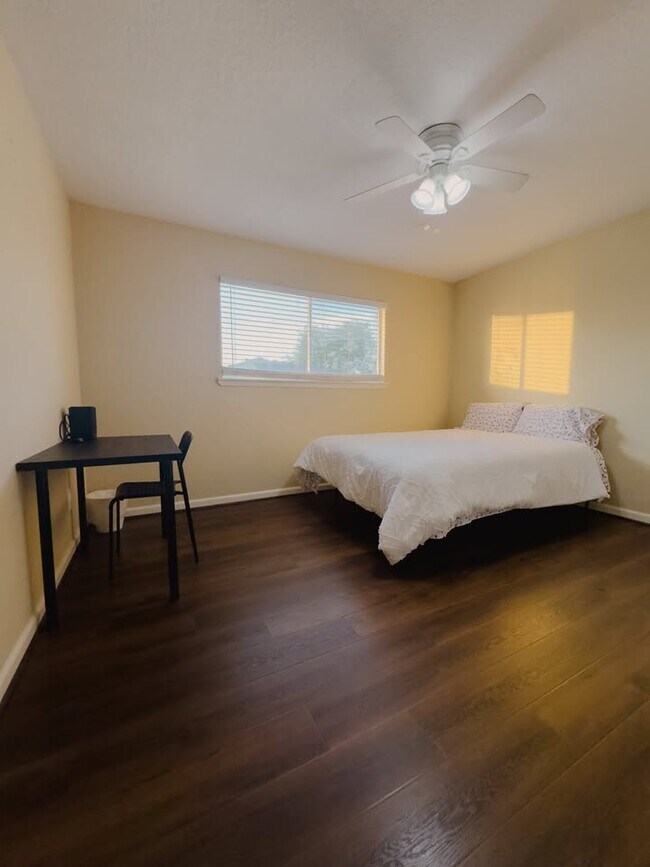 Foto del edificio - 6235 Havendale Dr