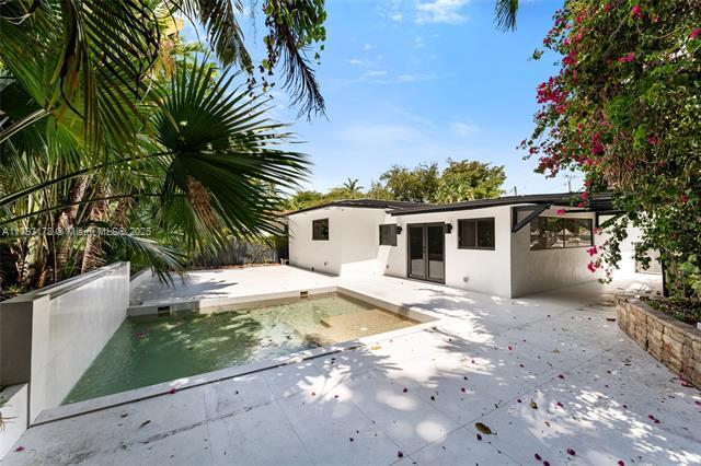 Foto del edificio - 5736 SW 35th St