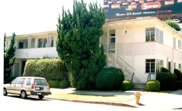 Primary Photo - 10600 Santa Monica Blvd