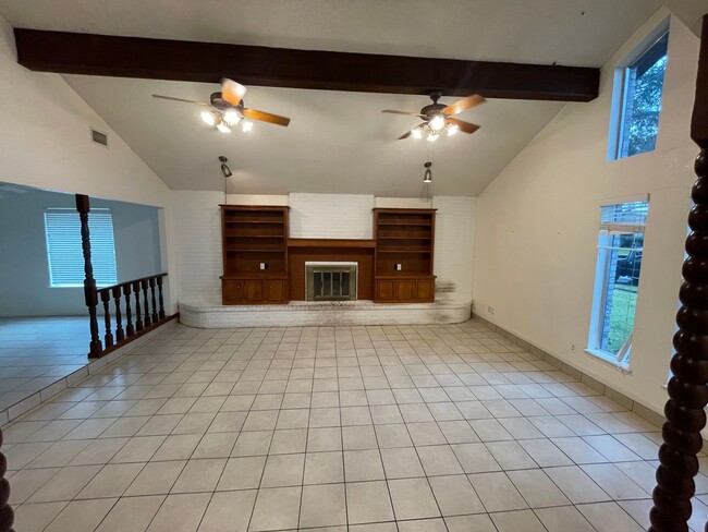 Foto del edificio - 3/2 Southside 1800 sqft, pet friendly, enc...