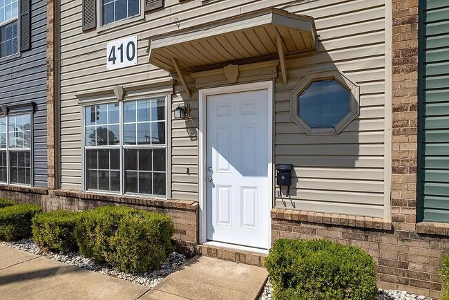 Foto del edificio - 410 SE J St