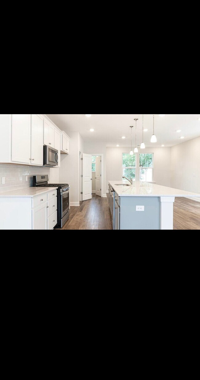 Building Photo - 1244 Tice Ln