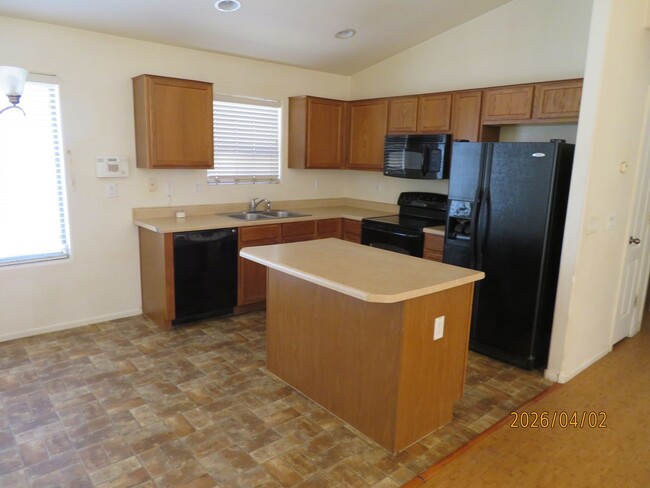Building Photo - Three Bedrooms Plus Den/Two Baths - Village at Copper Basin