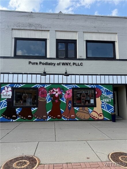 Primary Photo - 1431 Hertel Ave